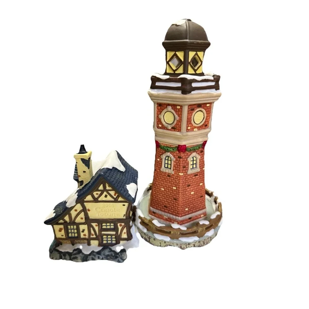 Carole Towne Collection 2004 The Point Lighthouse Christmas Town Tested Works!!